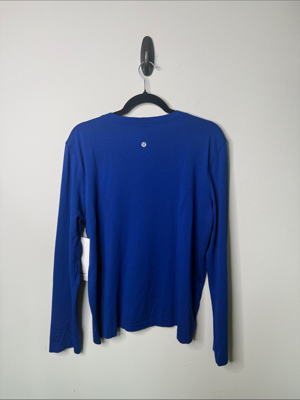 Lululemon Swifly Relaxed Long Sleeve - Picture 2 of 4